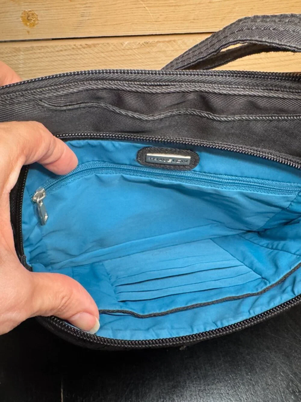 Travelon Anti-Theft Crossbody